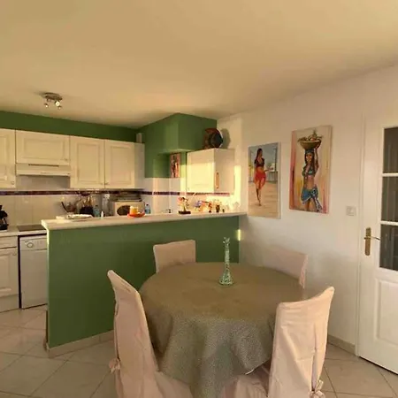 דירה 2 Avec Balcon, Cuisine Equipee A - Fr-1-730-42 *